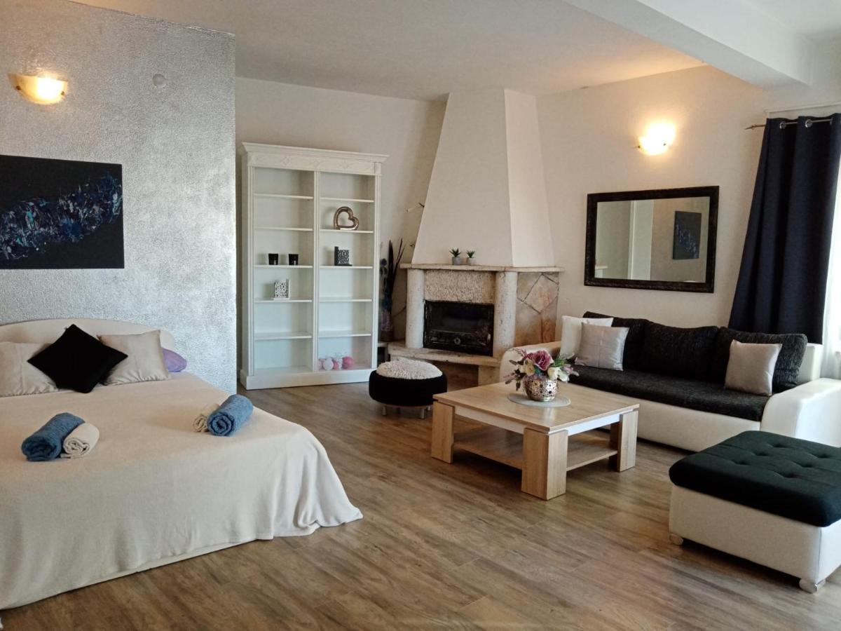 Apartmani Niko Drasnice Bagian luar foto