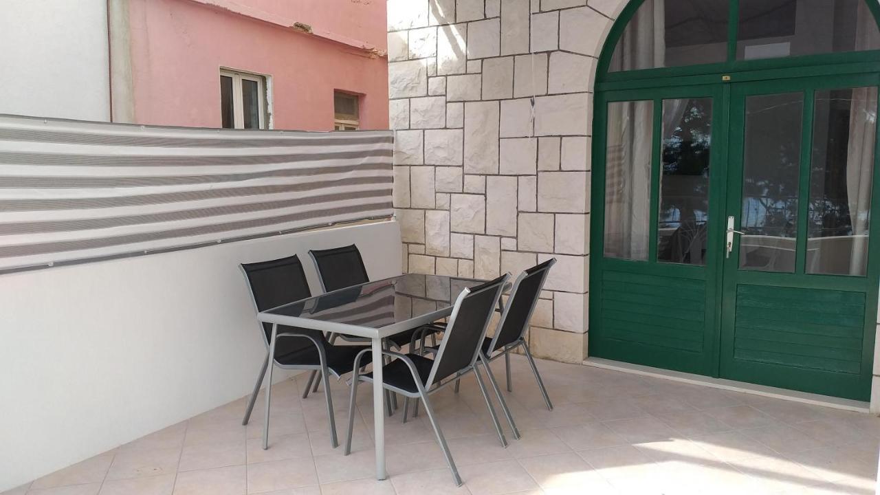 Apartmani Niko Drasnice Bagian luar foto