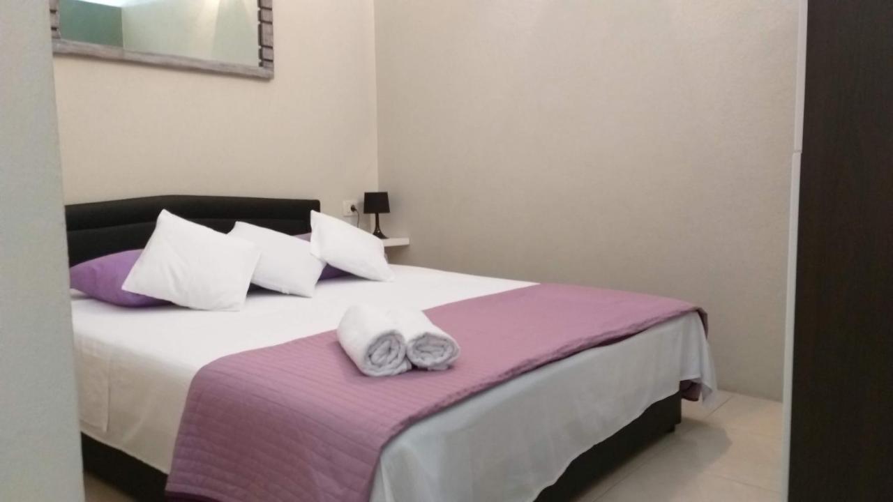 Apartmani Niko Drasnice Bagian luar foto