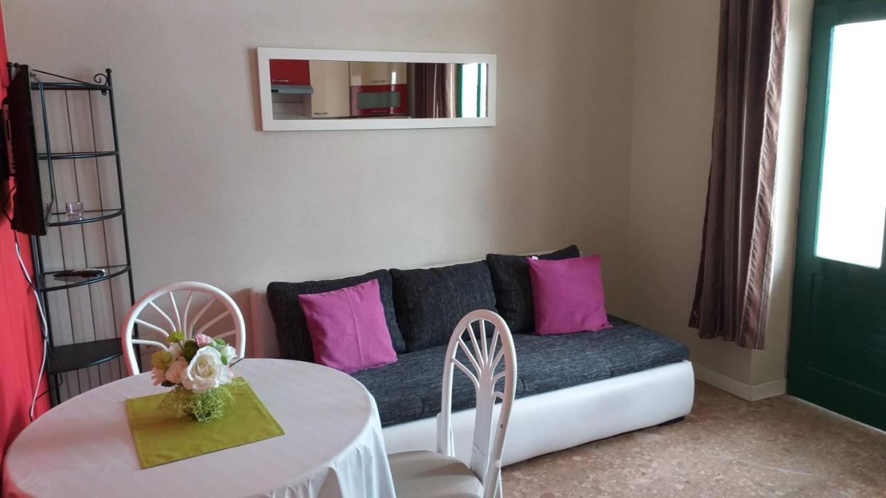 Apartmani Niko Drasnice Bagian luar foto