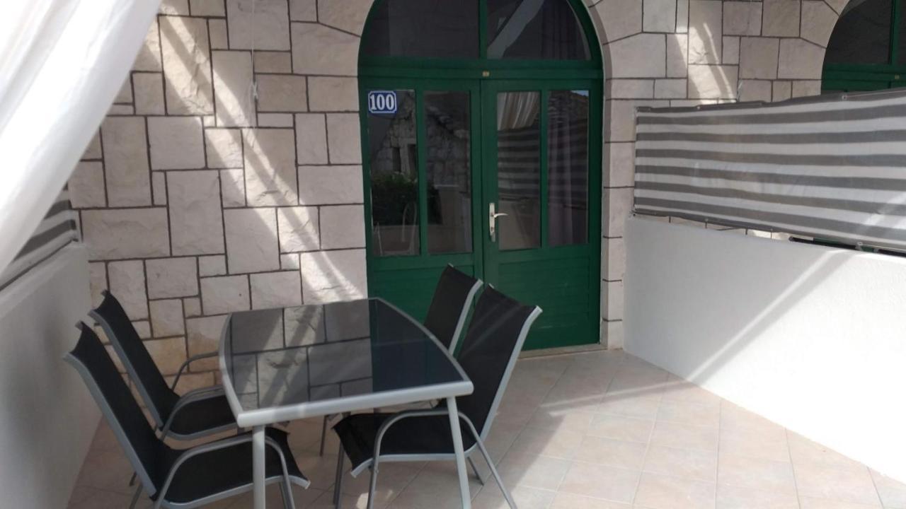 Apartmani Niko Drasnice Bagian luar foto