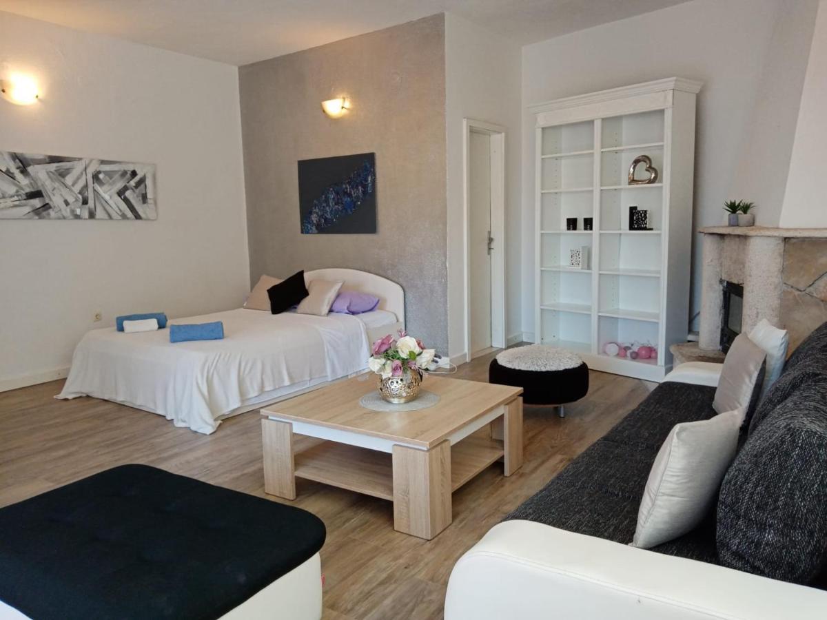 Apartmani Niko Drasnice Bagian luar foto
