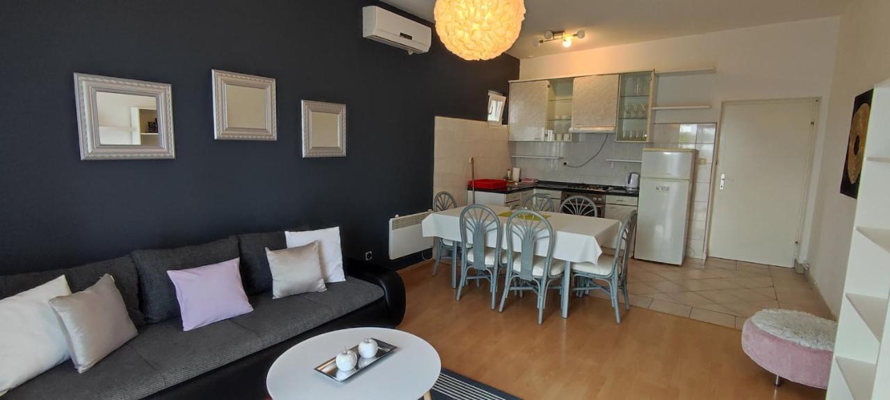 Apartmani Niko Drasnice Bagian luar foto